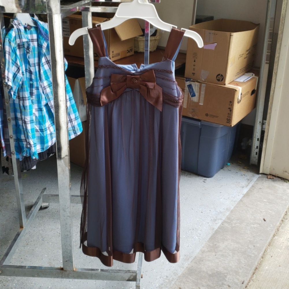 Girls dress casual